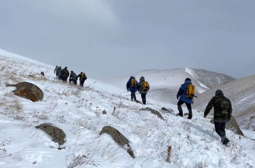 MN: Kəlbəcər istiqamətində yolu azan hərbçimizin axtarışı davam edir - VİDEO