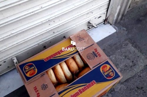 Hər səhər ayaq altına atılan çörək - FOTO