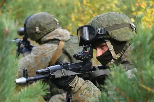 Rusiyada hərbçi əsgər yoldaşını güllələyərək öldürüb