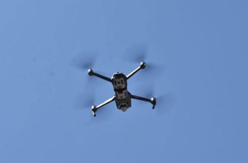 Kral sarayı üzərində dron uçuran Rusiya vətəndaşı saxlanıldı