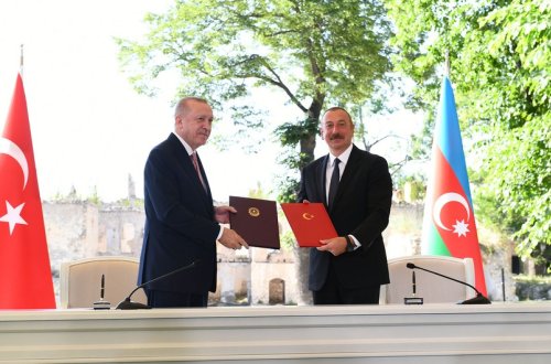 Parlament Şuşa Bəyannaməsini təsdiqlədi