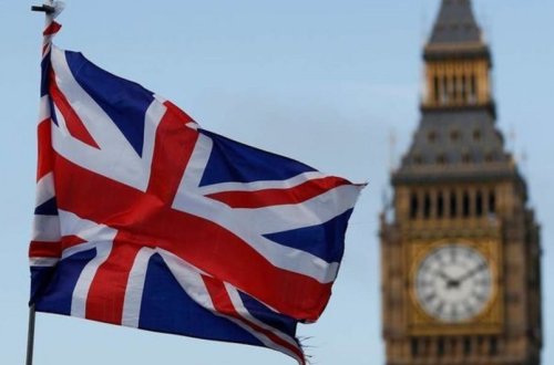 Britaniya İranın yüksəkrütbəli zabitlərini sanksiya siyahısından çıxarıb