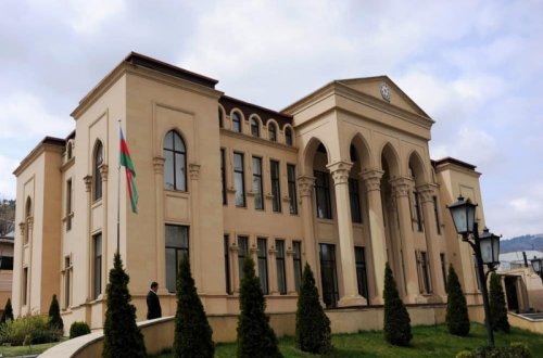 Azərbaycanın Gürcüstandakı səfirliyi işbazlarla bağlı soydaşlarımıza müraciət edib