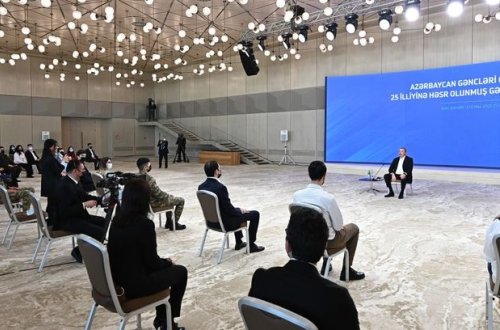 İlham Əliyev: “Şuşanın düşmənə təhvil verilməsi xəyanət idi”