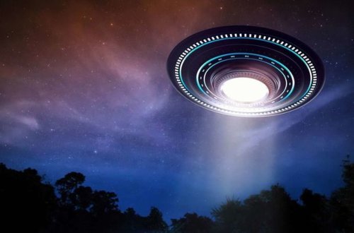 Şotlandiya səmasında “naməlum uçan obyekt” göründü