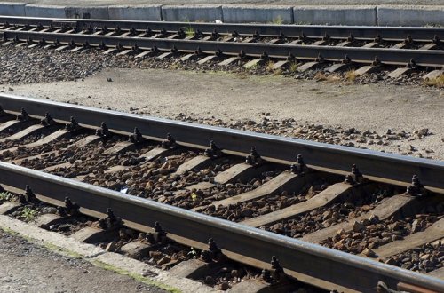 Moskvada 8 vaqon relsdən çıxıb, 2 fəhlə yaralanıb