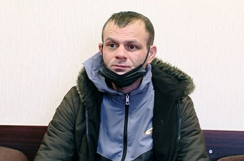 Gəncədə tələbələrin yaşadığı evə basqın edən şəxs ƏLƏ KEÇDİ - FOTO/VİDEO