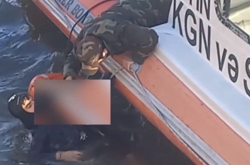 Bakıda özünü dənizə atan qadın xilas edildi - Video