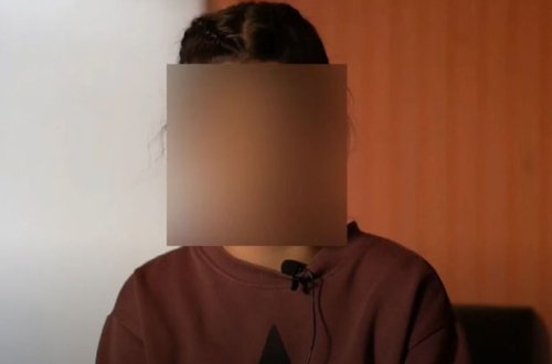 Anasından polisə şikayət edən 10 yaşlı qız: “Dedi ki, siqaretsiz gəlsən, səni evdən atacağam” - VİDEO