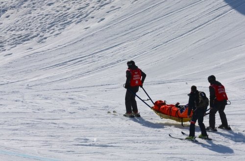Avstriyada qar uçqunu baş verib, ölənlər var