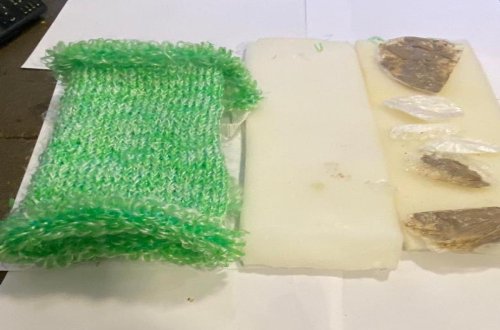 Həbsxanaya hamam süngərinin içində narkotik keçirilməsinin qarşısı alınıb - FOTO