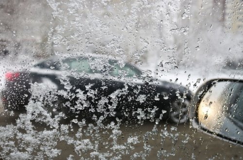 Kanadada pis hava səbəbindən 50 min insan işıqsız qalıb