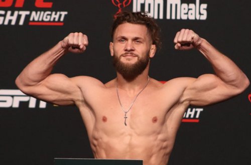 MMA döyüşçüsü: 