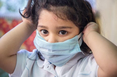 Bu gün uşaqlar “Omikron”u simptomlar büruzə verərək keçirirlər