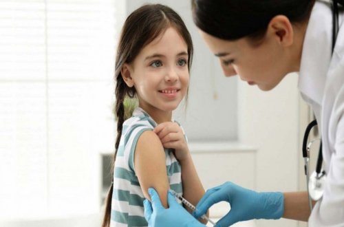 Rusiyada 41 minə yaxın uşaq COVID-ə qarşı peyvənd olunub