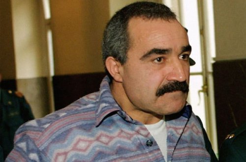 Беглец почти год прятался от полицейских в лесу