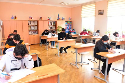 Bakıda koronavirusa görə bağlanan daha iki məktəb açılıb