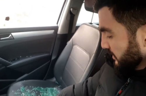 Jurnalistin maşınının şüşəsini sındırıb oğurluq etdilər - VİDEO