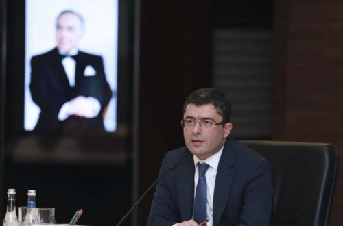 Əhməd İsmayılov: 