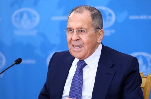 Sergey Lavrov Rusiya diplomatlarını Ukraynanı tərk etməyi məsləhət görüb