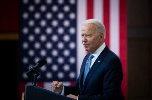 Байден призвал американцев немедленно покинуть Украину