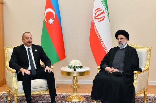 Azərbaycan Prezidenti iranlı həmkarını təbrik edib