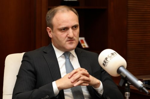 Dövlət Xidmətinin rəisi tanınmış şirkətin əməkdaşlarının maaşının verilməməsinə münasibət bildirib