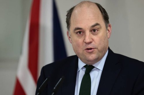 Britaniyanın müdafiə naziri Şoyqunun sözünə inandığını bildirib