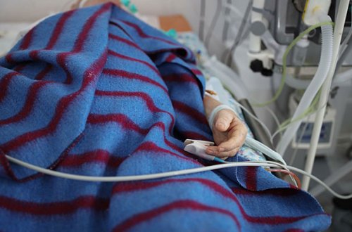 İngiltərədə Lassa qızdırmasından ilk ölüm qeydə alındı