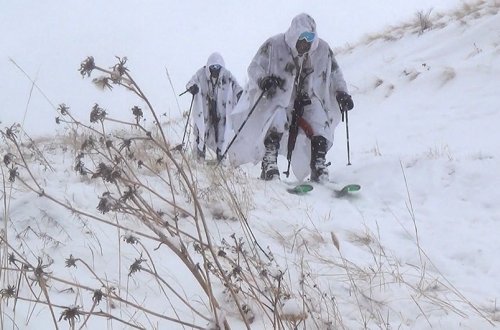 Azərbaycan Ordusunda komandoların peşəkarlığı artırılır