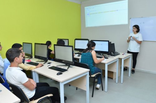 Peşə məktəblərində oxuyanların attestasiya qaydası dəyişdirilib