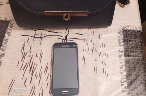 Qadın qətlə görə həbs olunan ərinə telefon ötürmək istədi