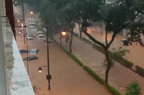 Braziliyada daşqınlar altı nəfərin həyatına son qoyub - VİDEO