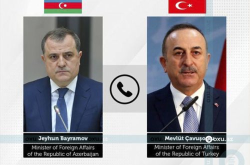 Bayramov Çavuşoğlunu Azərbaycana dəvət etdi