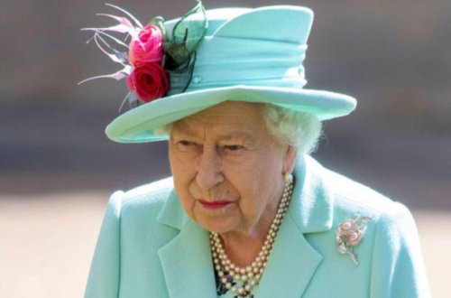 Елизавета II призналась в проблемах со здоровьем