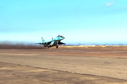 Azərbaycan Hərbi Hava Qüvvələri MiQ-29 təyyarələri ilə döyüş manevrləri icra edib