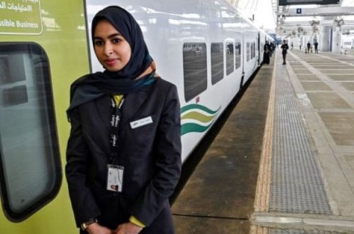 В Саудовской Аравии 30 тысяч женщин подали заявки на 28 вакансий машинистов