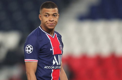 ПСЖ предложил Мбаппе 45 млн евро в год, чтобы форвард продлил контракт