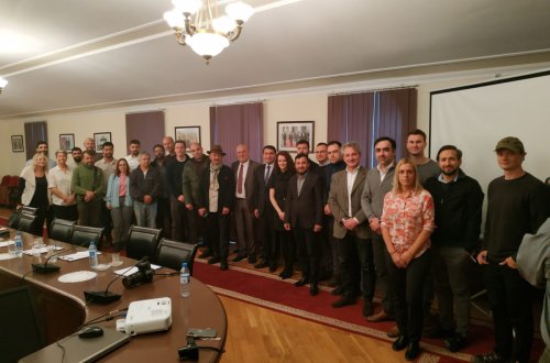 Prezidentin köməkçisi azad edilən ərazilərə səfər etmiş xarici səyyahlarla görüşüb