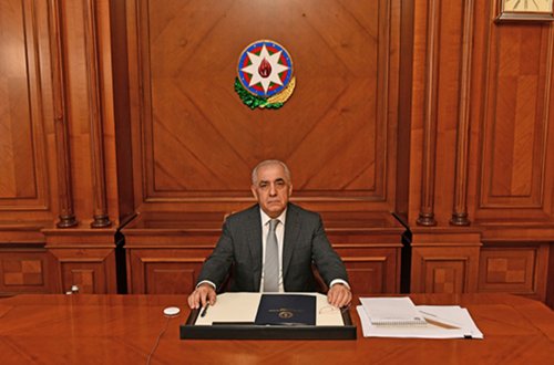 Dövlət reyestrinə daxil olan məlumatlar artıb