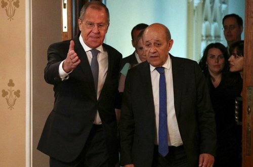 Rusiya və Fransa XİN başçıları arasında telefon danışığı olub