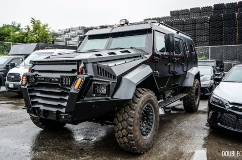 Nəcməddin Sadıkovun zirehli maşını: 590 min avroluq “Toyota”dan ölkədə nə qədərdir?