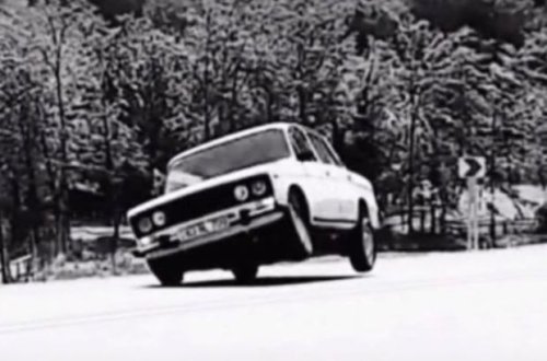 Balakəndə avtoxuliqanlıq edib, videolarını sosial şəbəkədə paylaşan sürücü həbs olunub