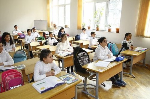 Bu məktəb də əyani tədrisə qayıtdı