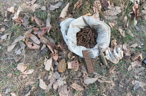 В Самухе на территории парка найдены боеприпасы