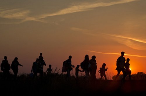 Macarıstan Ukrayna ilə sərhədə qoşun göndərir