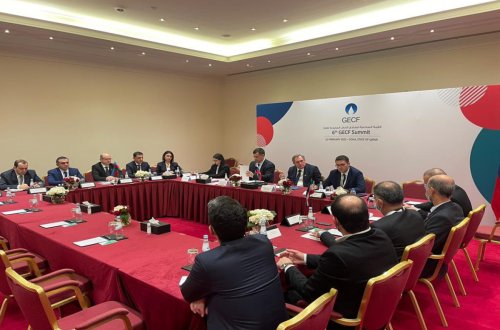 Azərbaycan, Rusiya və İran Şimal-Cənub enerji dəhlizinin yaradılmasını müzakirə edib