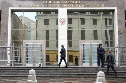 Rusiya Federasiya Şurası Silahlı Qüvvələrin xaricdə istifadəsinə icazə verib