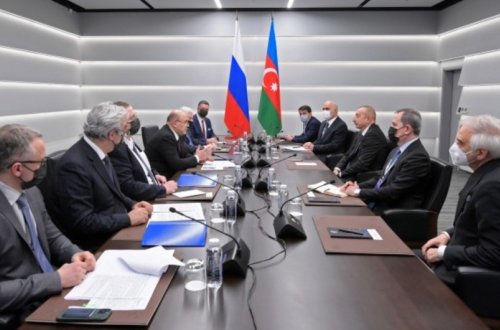 Prezident İlham Əliyev Rusiya Nazirlər Kabinetinin Əlaqələndirmə Mərkəzi ilə tanış olub