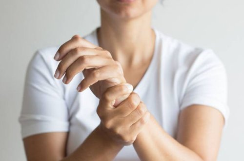 Oynaqlardakı xırçıltı bu xəstəliyin əlamətidir